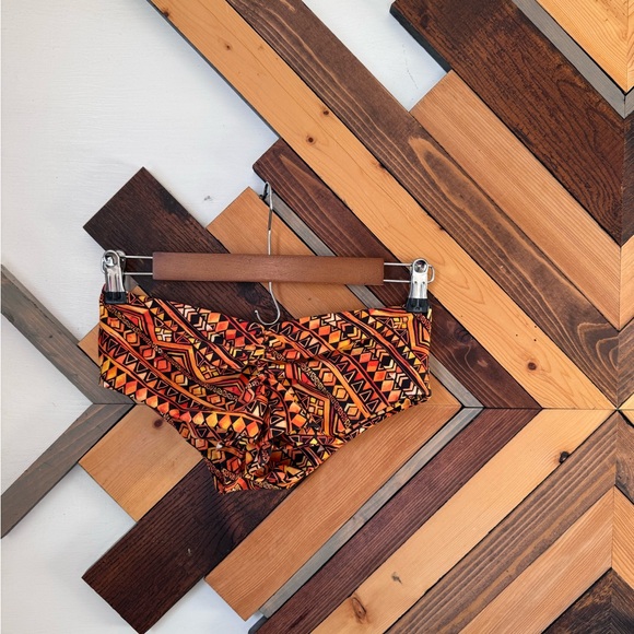 NWOT Geometric Patterned Bikini Bottom - Picture 2 of 3